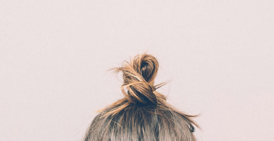 Torrt, frissigt och skört hår – Saknar ditt hår fukt eller protein? - 11hektar