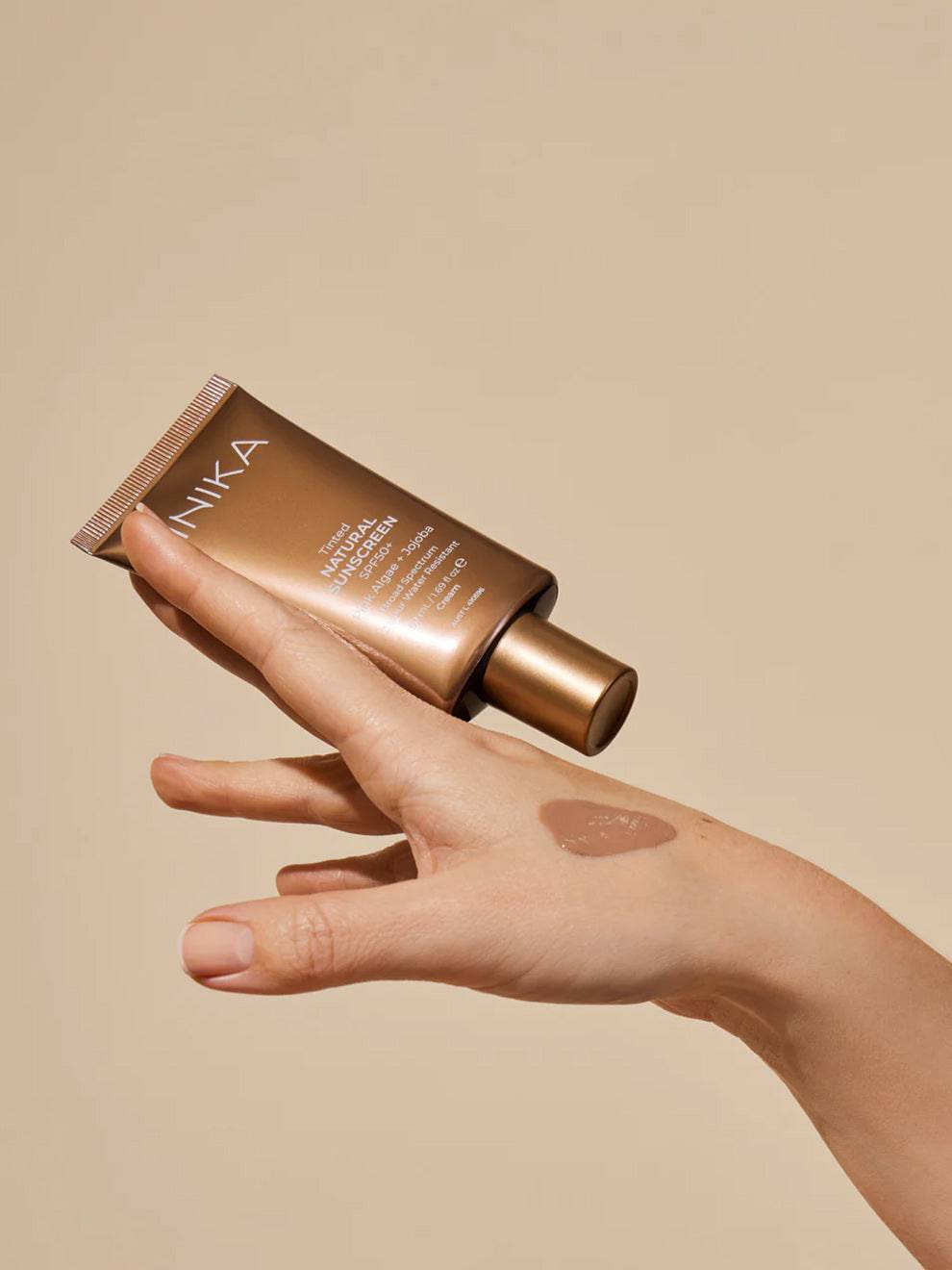 INIKA - Solskydd  ansikte SPF 50 - Transparent eller färgad - 11hektar