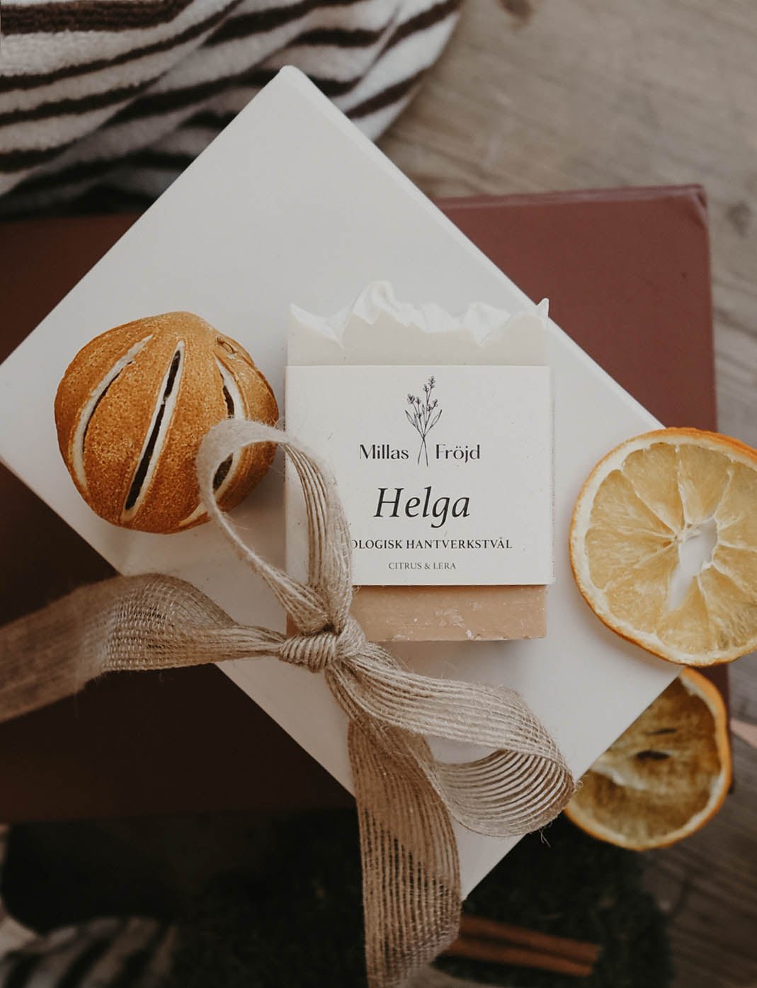 Eko Hantverkstvål - Helga - Apelsin & Mandarin - 11hektar