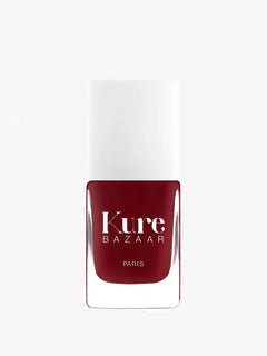 Kure Bazaar nagellack Sari i mörkröd färg